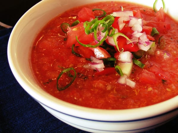 Comida típica espanhola a base de tomates.