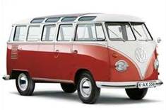 Kombi - um dos mais antigos automóveis no Brasil.