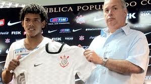 atacante do Corinthians