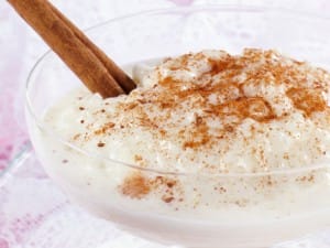 Receita prática e rápida de arroz doce.