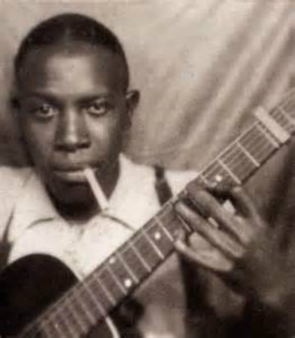 Robert Johnson se tornou um mito.